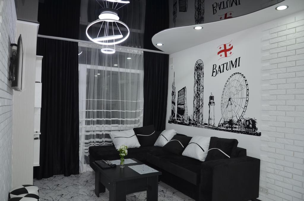 Studio "Black - White" Batumi Exterior foto