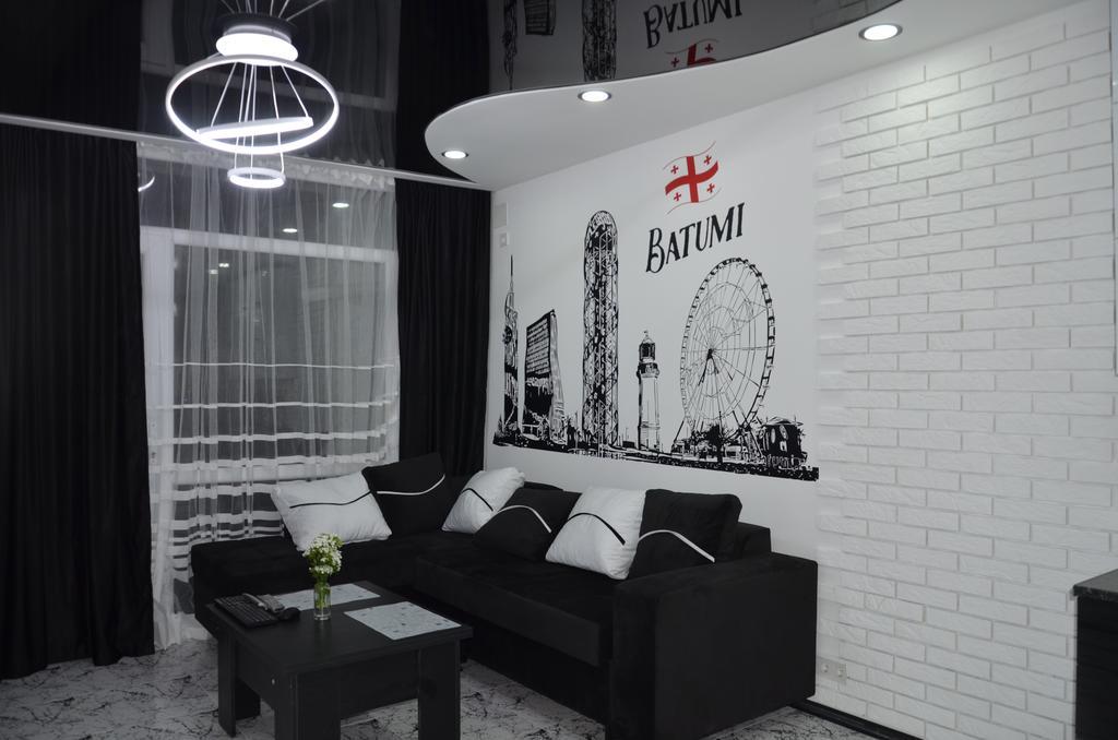Studio "Black - White" Batumi Exterior foto